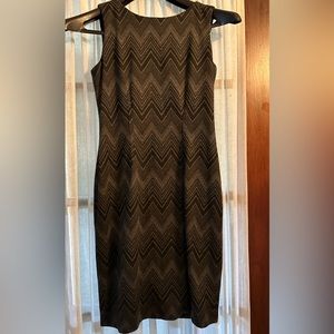 EUC Nine West Women’s Dress Sz 2 Career Casual straight lined gorgeous grey
